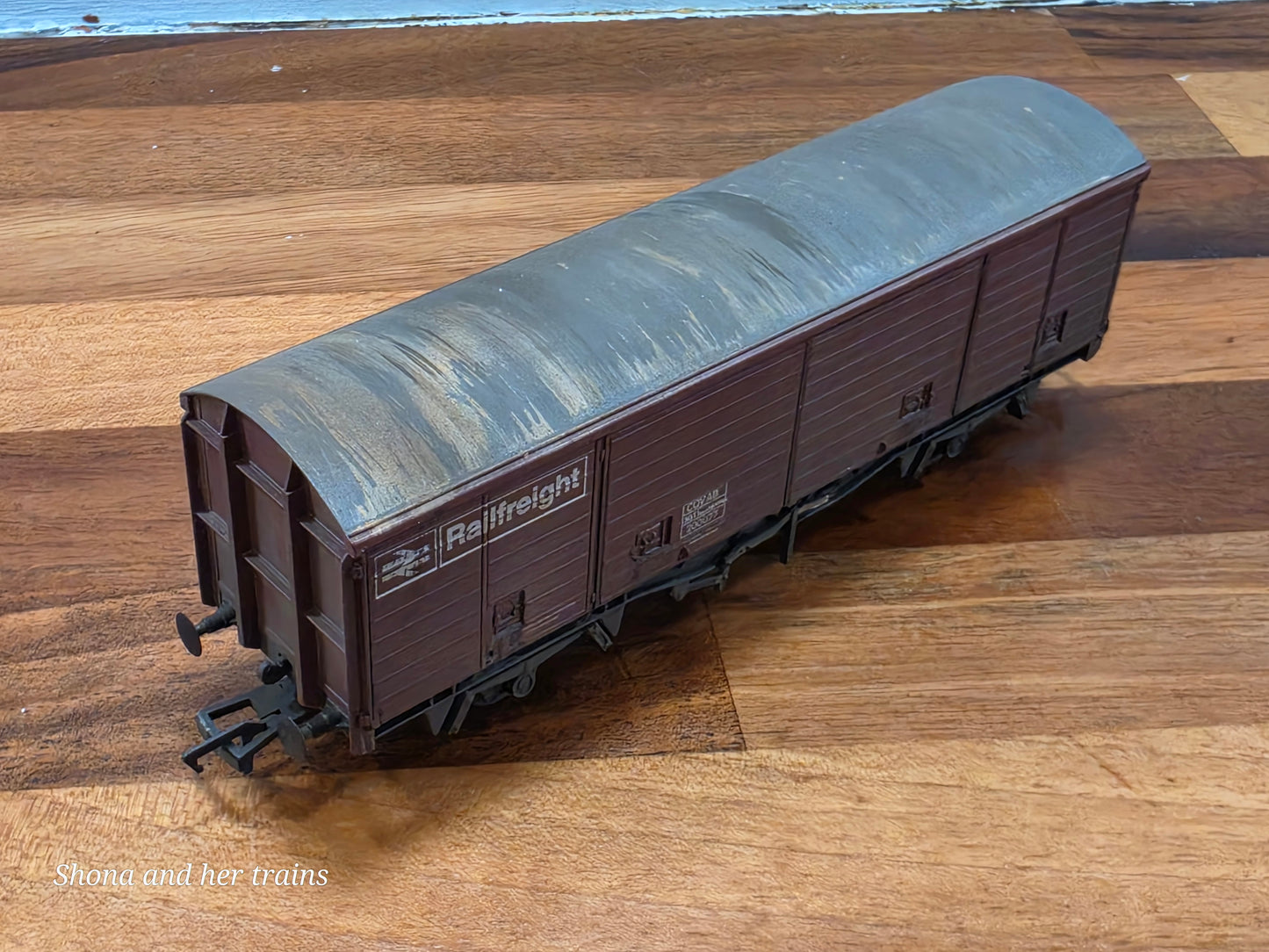Bachmann OO Gauge 38-141 29Ton - Weathered
