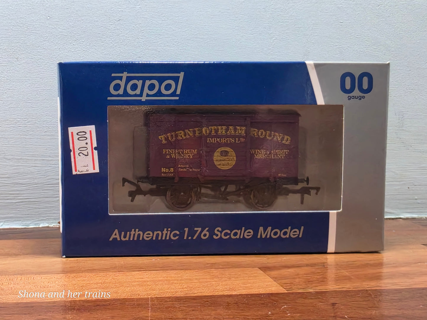 Dapol OO gauge Turnbotham round van