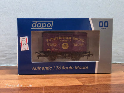Dapol OO gauge Turnbotham round van