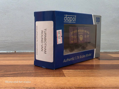 Dapol OO gauge Turnbotham round van