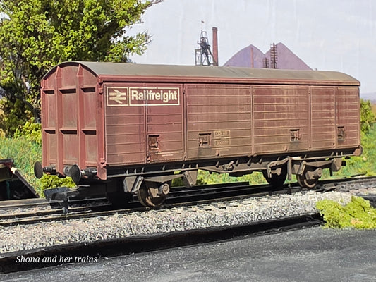 Bachmann OO Gauge 38-141 29Ton - Weathered