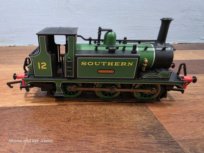 00 Gauge Hornby R2443 SR 0-6-0 Terrier locomotive No. 12 VENTNOR