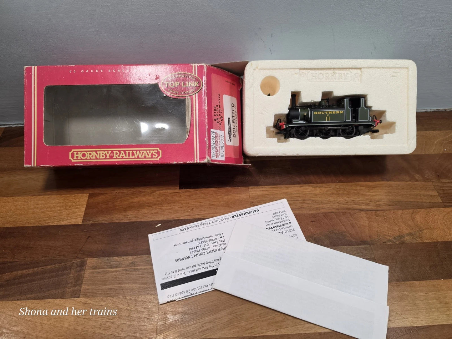 OO Gauge Hornby R2100 SR 0-6-0 Terrier No.11 DCC FITTED Prodigy Advance